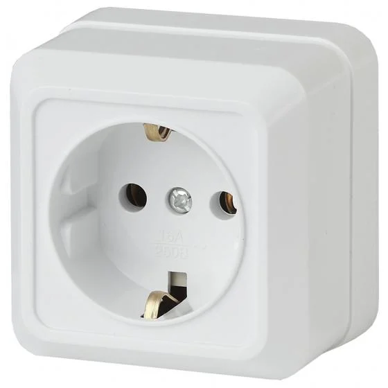 Розетка 2Р QUADRO белый 2-201-01